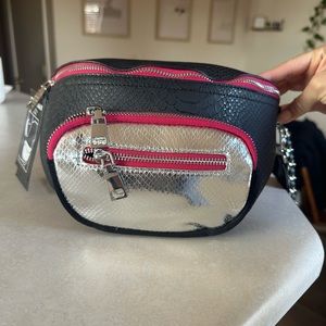 Convertible belt bag BRAND NEW